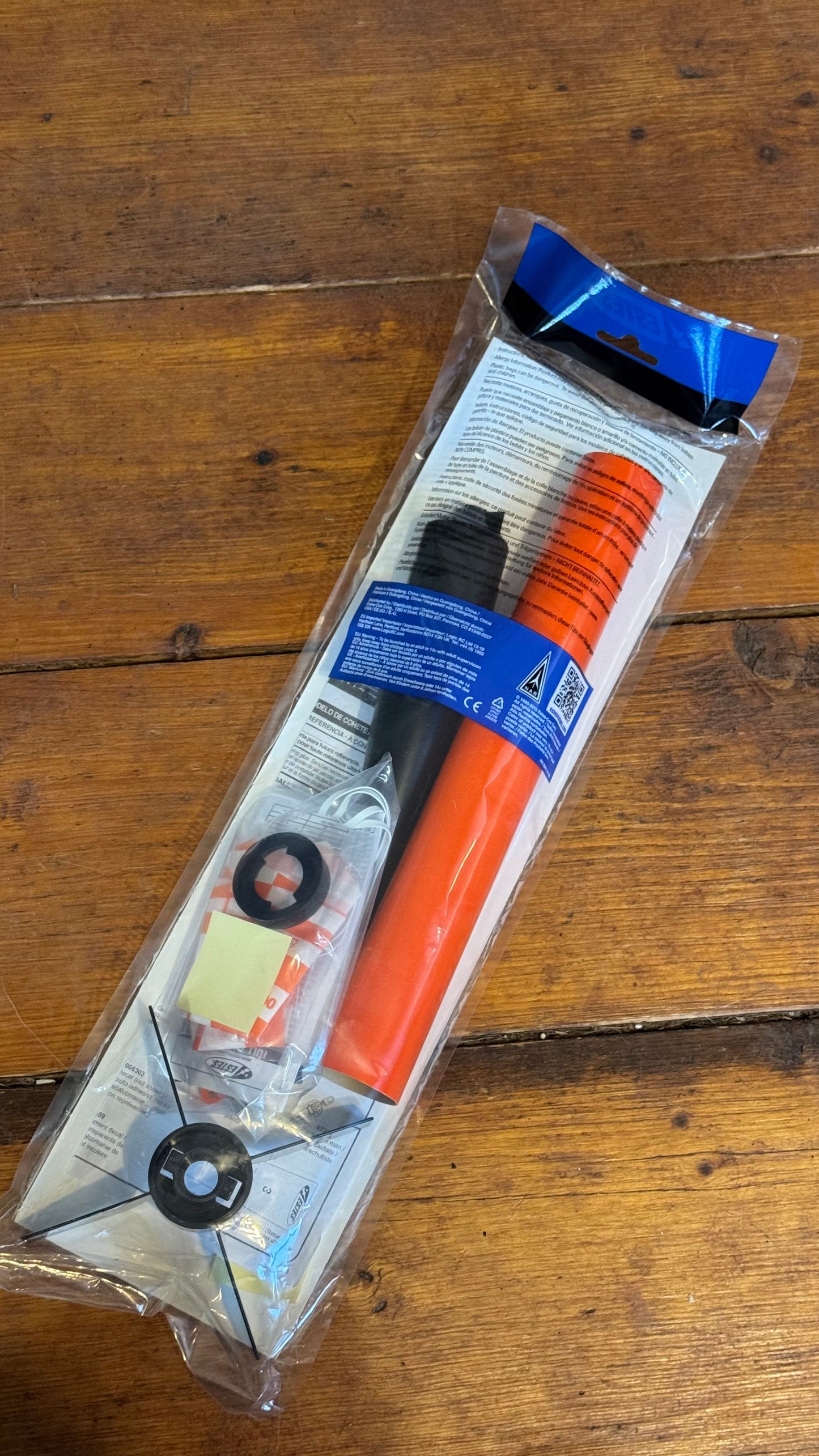 Estes E2X Freefall Model Rocket Kit