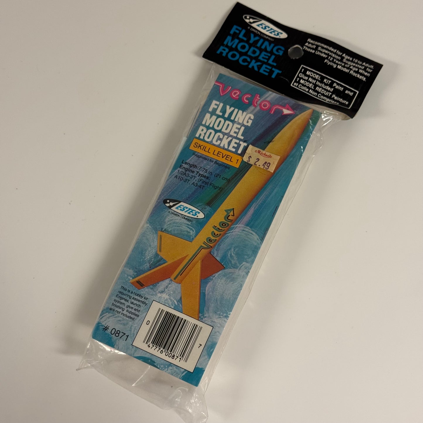 Vintage Estes Vector Flying Model Rocket